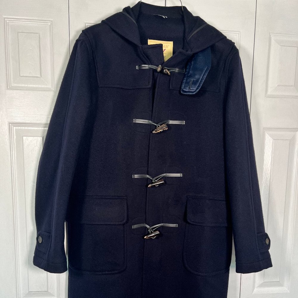 Chrysalis Navy Duffle Coat in Size 40 Made in England, looks brand new